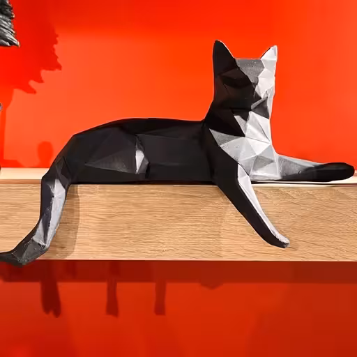 دکوری گربه لمیده(پس کرایه)