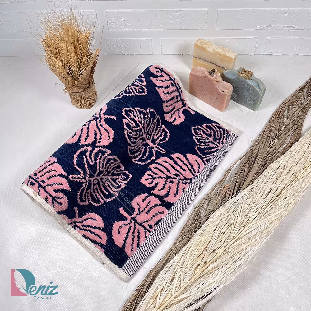 حوله دستی طرح هاوایی رنگ کالباسی