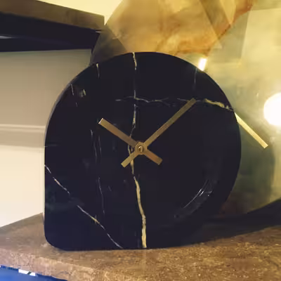 ساعت رومیزی مدل table