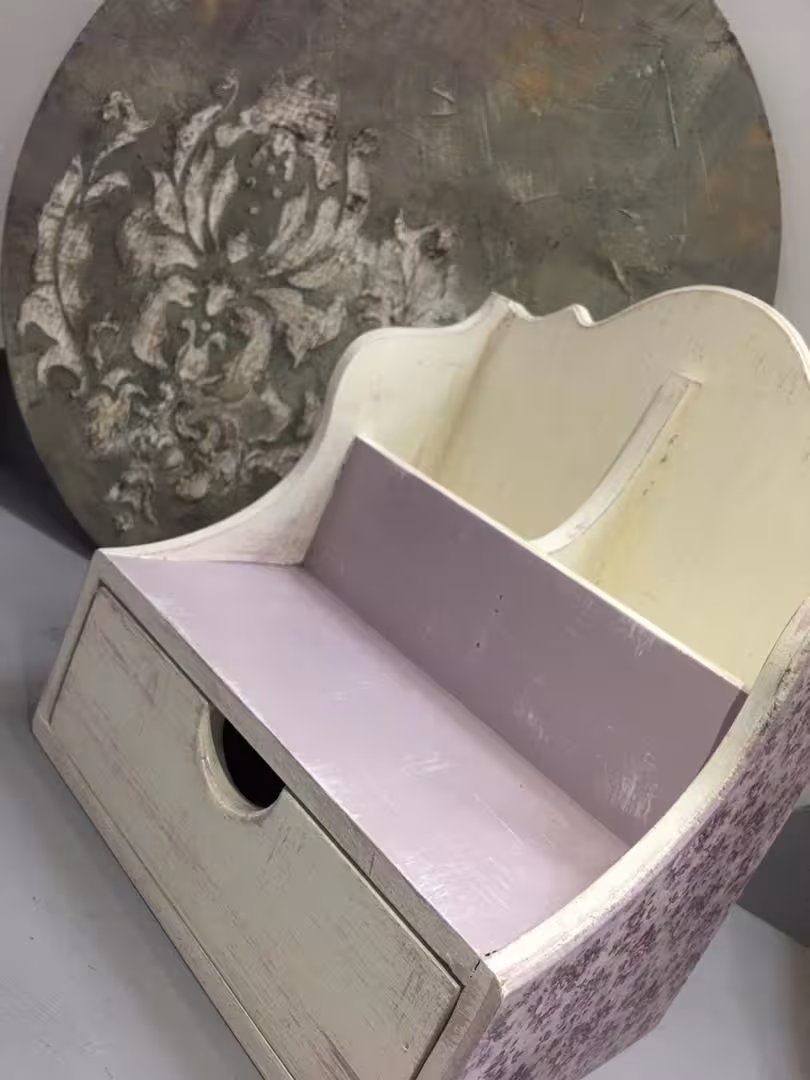 استند لوازم آرایش چوبی کد 10522