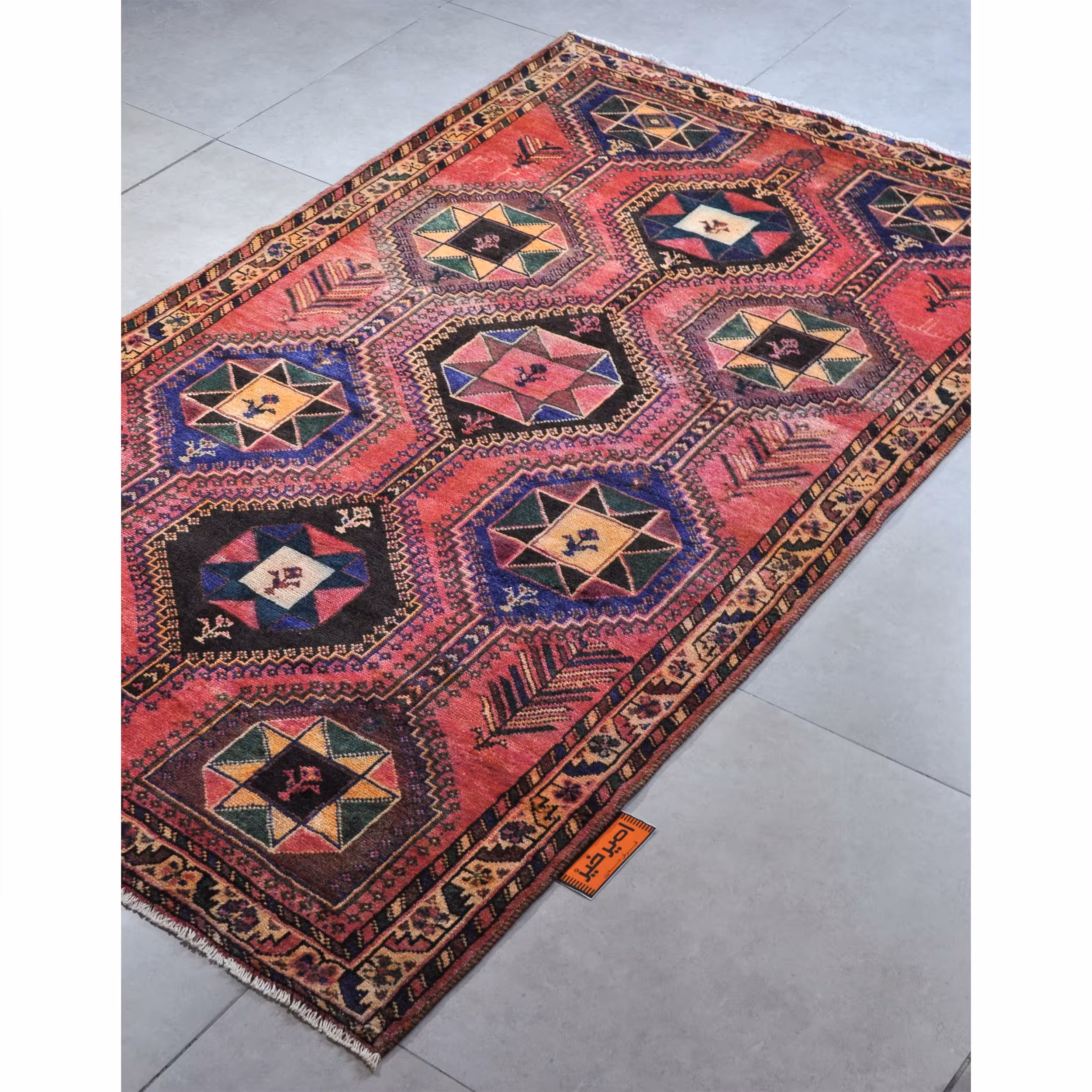 فرش دستبافت سه و نیم متری امیرخیز مدل ایلیاتی کد 110004