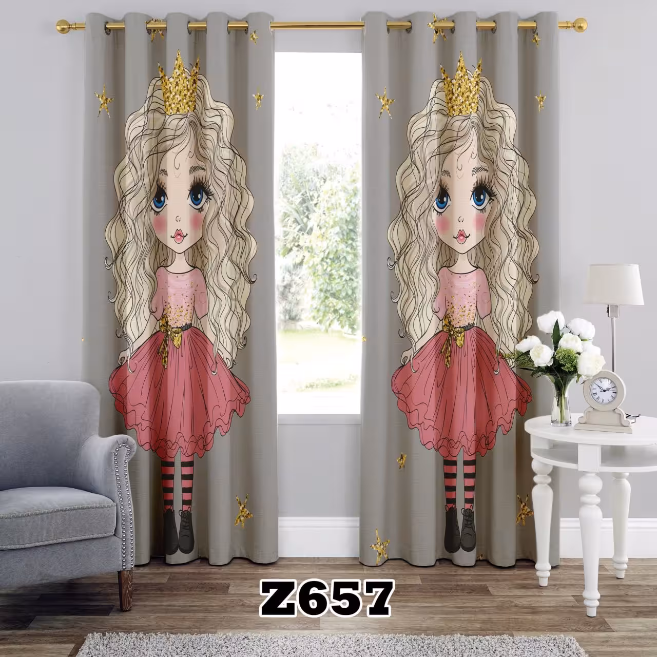 یک عدد پنل پرده آماده طرح دختر موفرفری کد z657