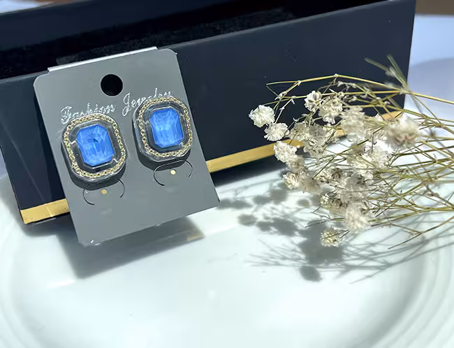 گوشواره شیشه ای رنگبندی