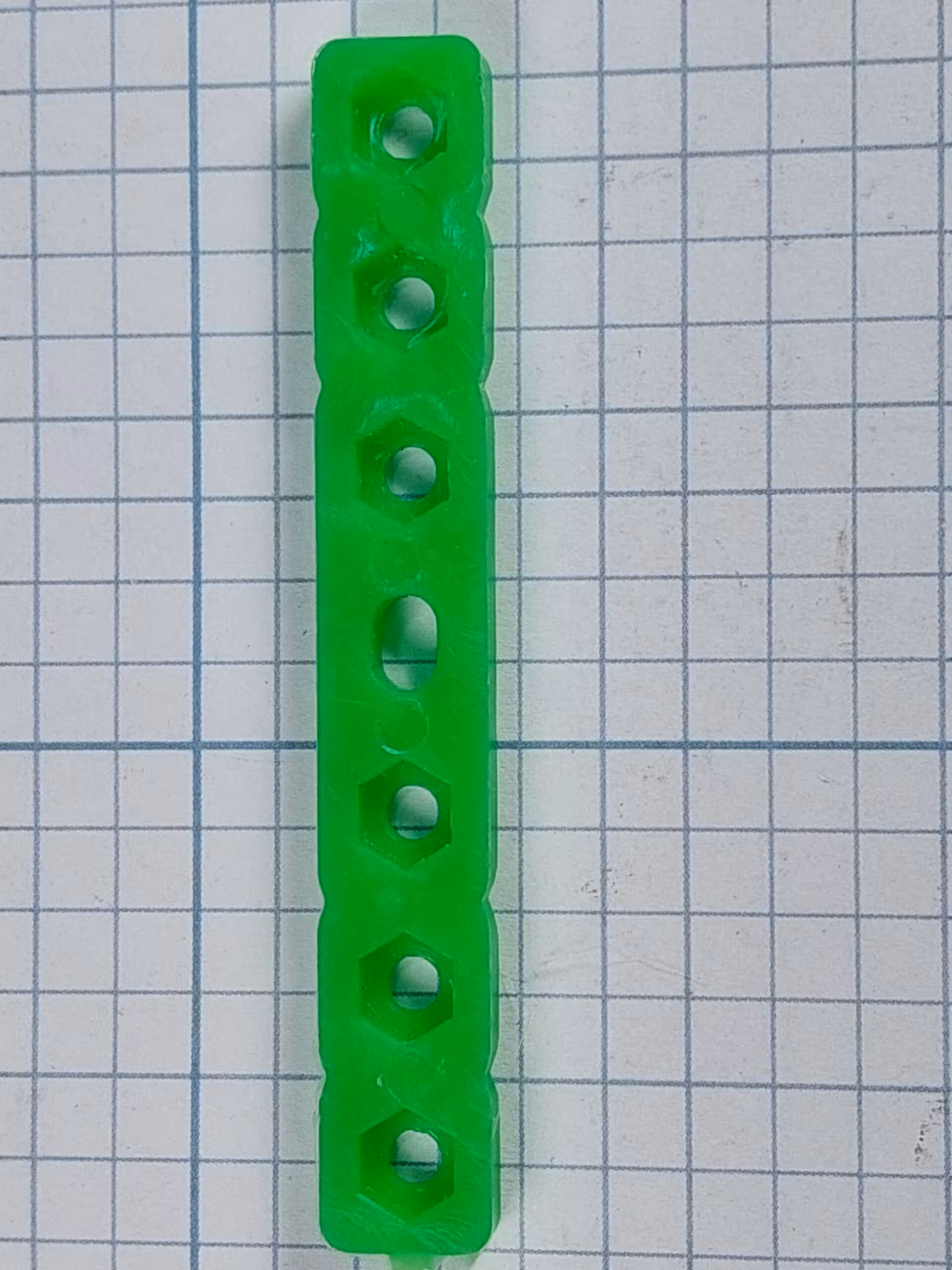 سازه پلاستیکی 7 سوراخ بسته 10 تایی