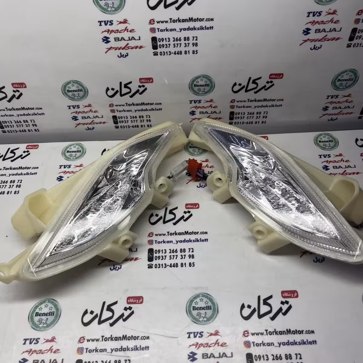 راهنما جلو ( جفتی )موتور TVS راکس کاربرات اصلی (چند LED)