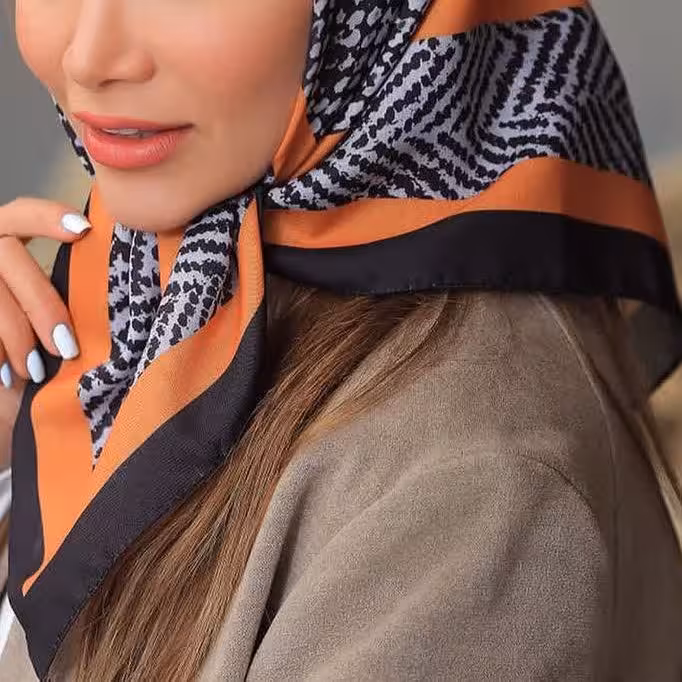 مینی اسکارف نخی پوست ماری