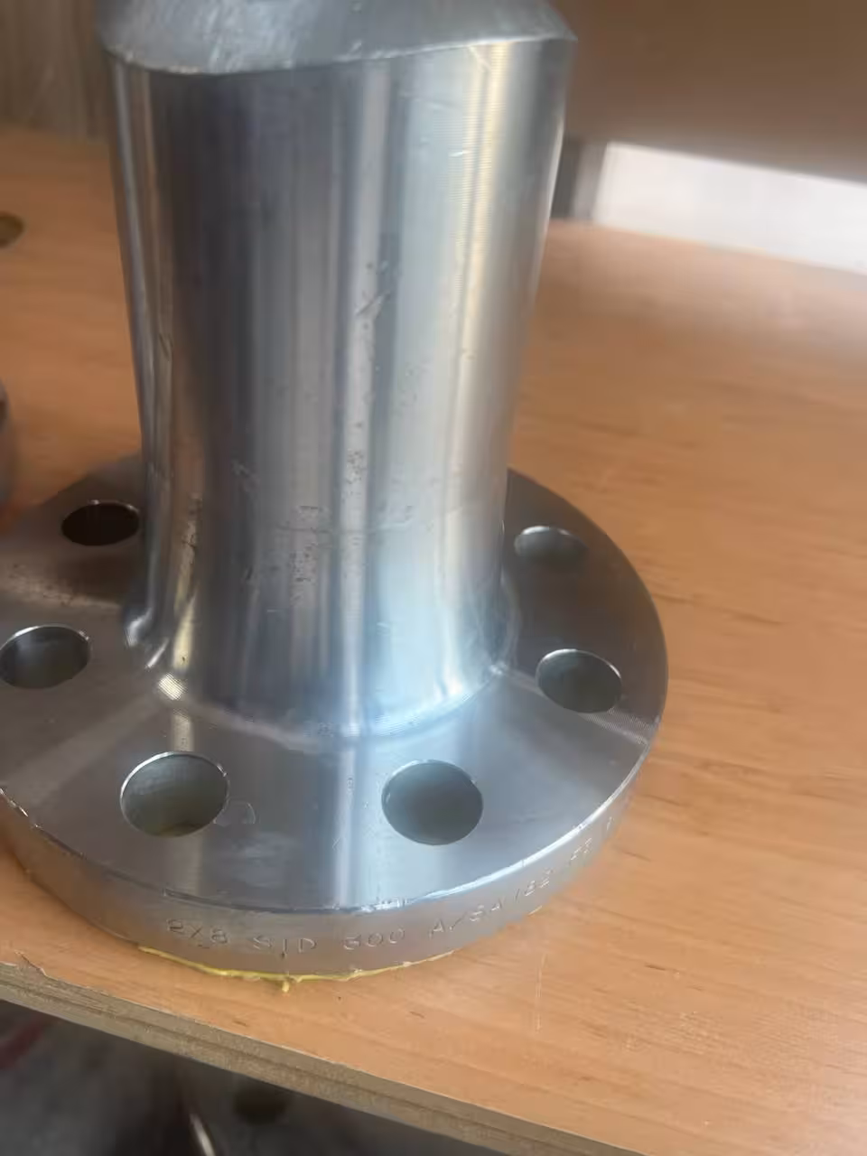 فلنج لانگ گلودار سایز 2به 8 اینچ STD کلاس 300 SOUR , به طول 150میلیمتر SA182F316/F316L