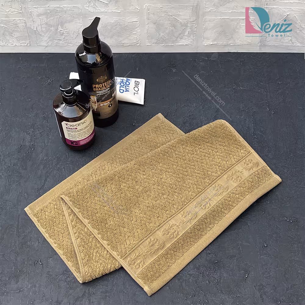 حوله دستی طرح لیوانا رنگ نسکافه ای