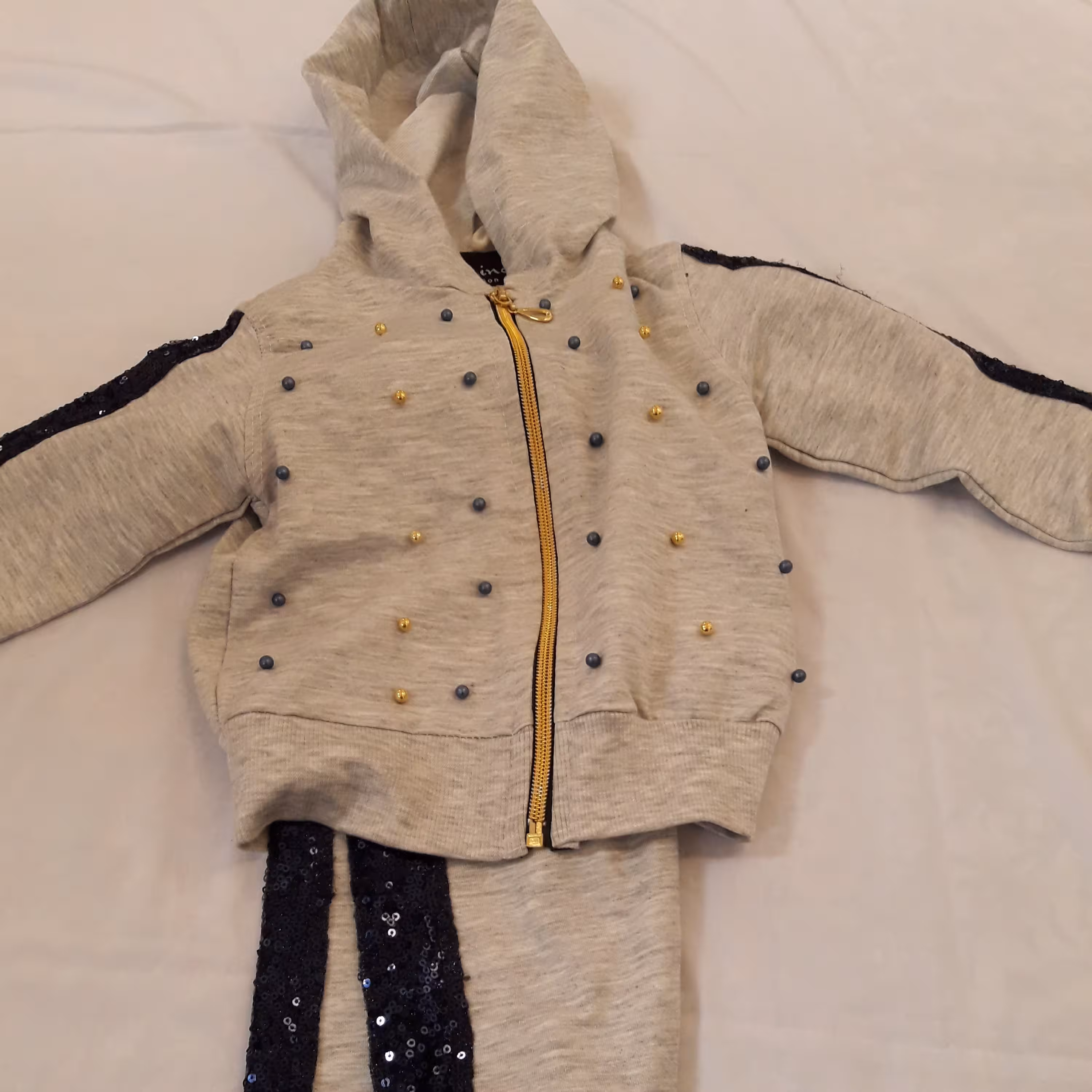 ست سوییشرت و شلوار بچگانه