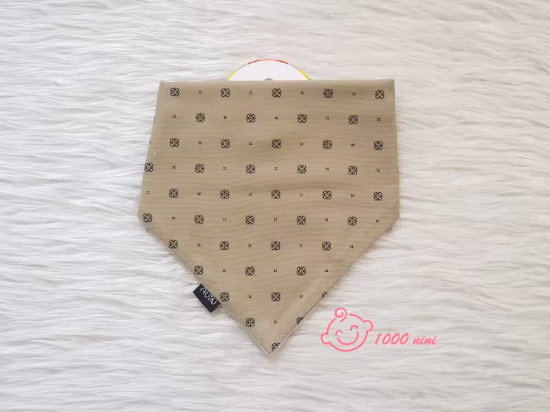 دستمال گردن طرح کلاسیک