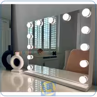 آینه رومیزی لامپدار SMJ238