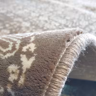 فرش ماشینی ساوین طرح 7704 زمینه گردویی