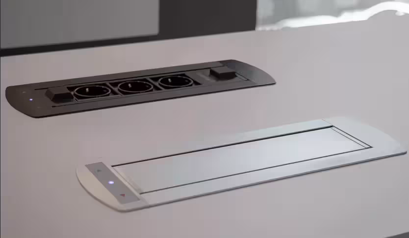 پریز برق مستطیلی دکمه تاچ الکترونیکی فانتونی مدل N361 رنگ سیلور