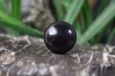 عقیق یمن سیاه