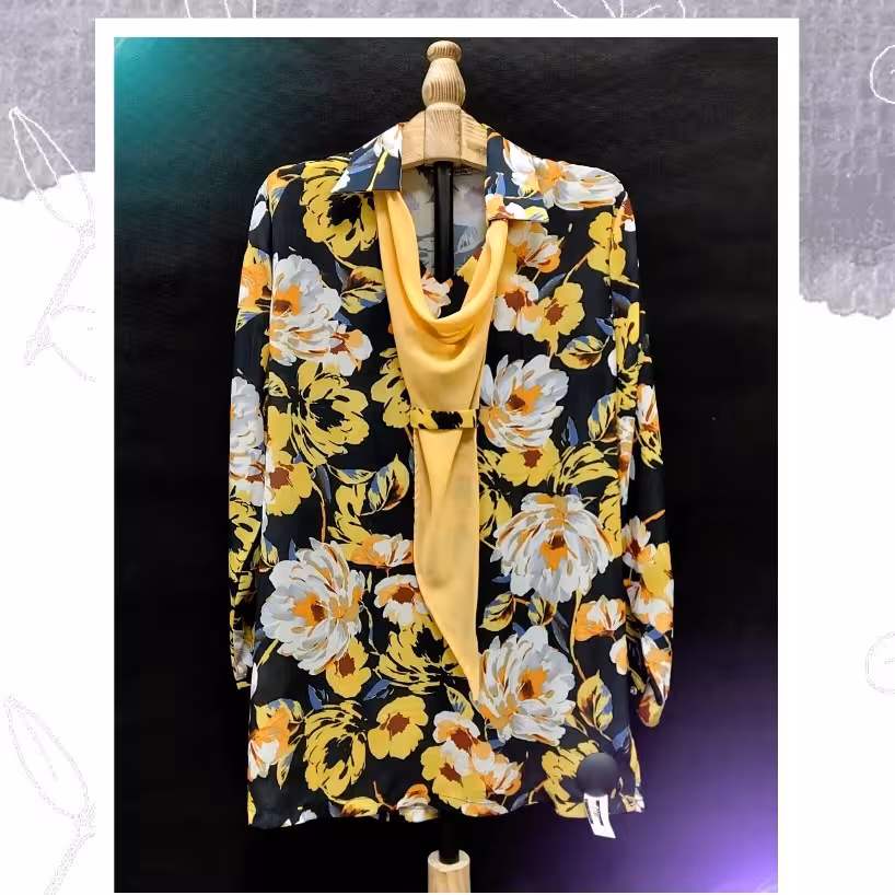 شومیز های زنانه در رنگ بندی و سایز های 1 تا 3 