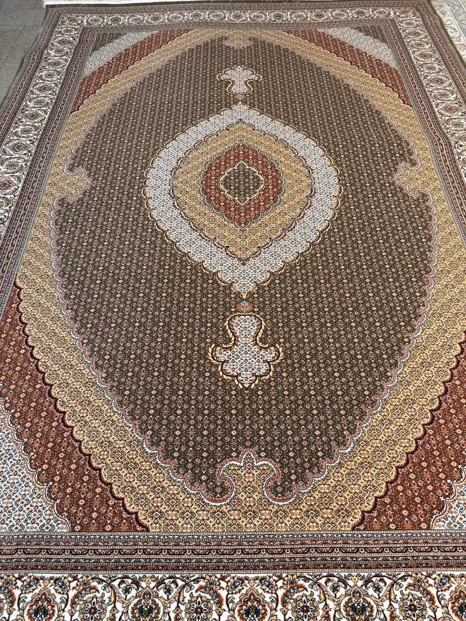 فرش  9متری 700شانه اکرولیک درجه 1 تراکمH 2550