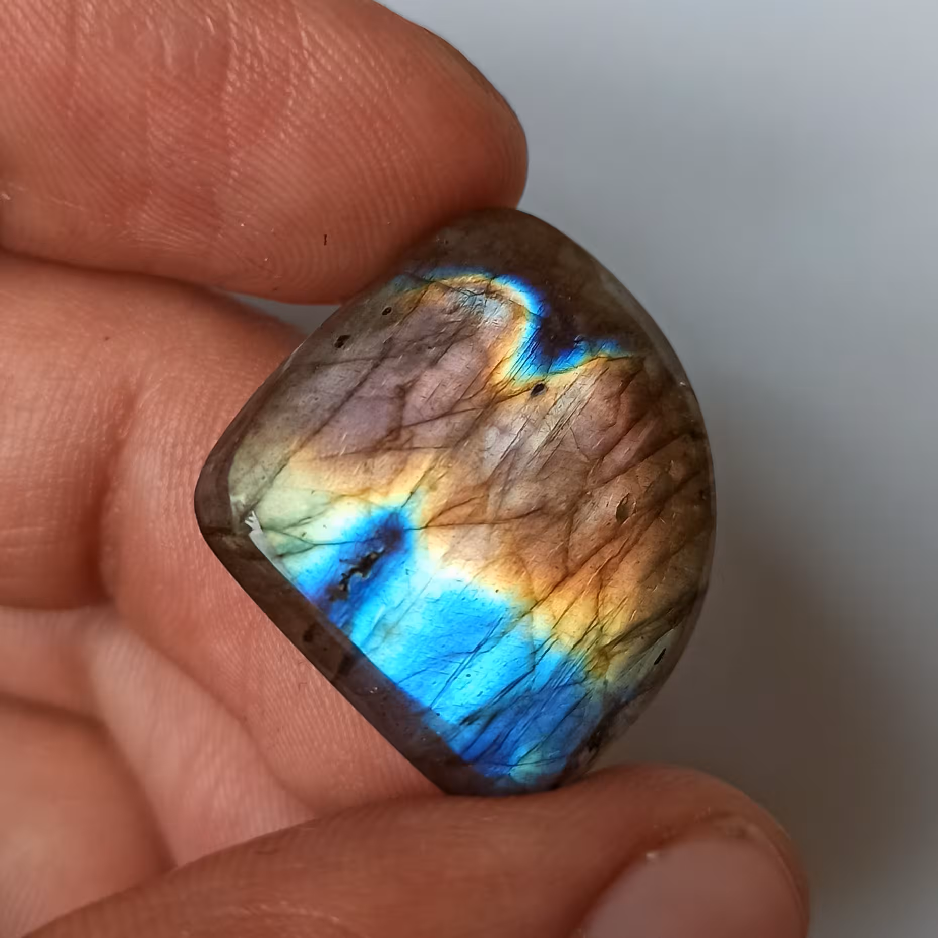 نگین سنگ لابرادوریت رنگین کمانی کد 191