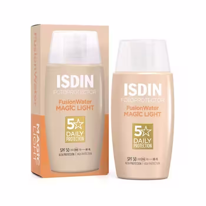 ضد آفتاب ایزدین مجیک فیوژن واتر رنگ لایت SPF50 مدل MAGIC Light حجم 50 میل