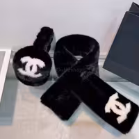 ست گوشگیر و شال شنل