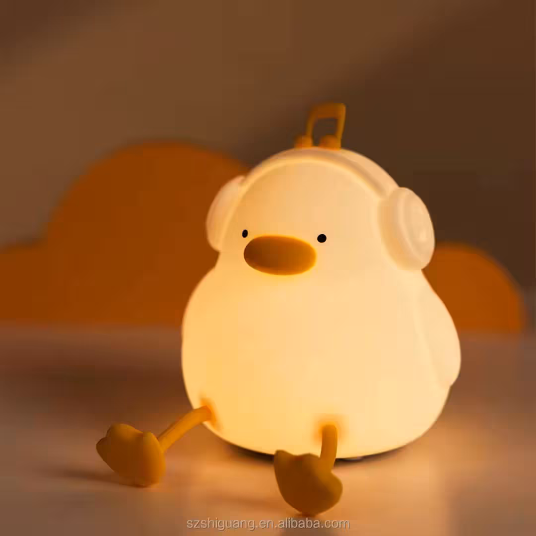 چراغ خواب سیلیکونی طرح جوجه هدفونی