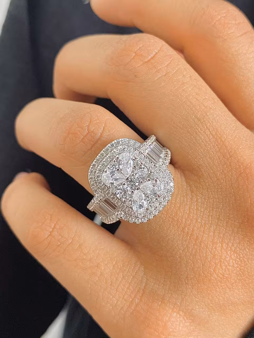 انگشتر جواهری لوکس نقره کد 10067