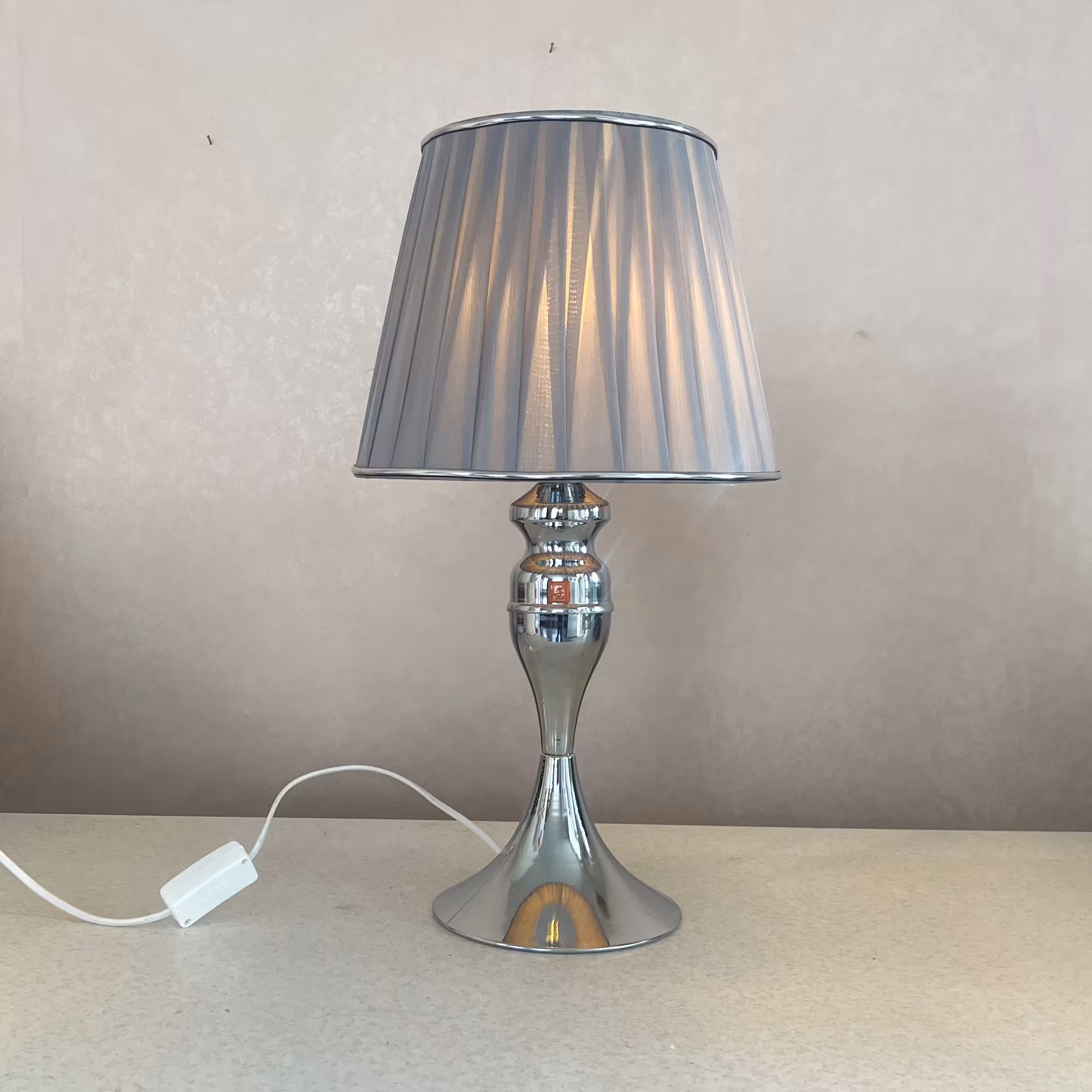 آباژور رومیزی نورهام مدل NHM-SENATOR