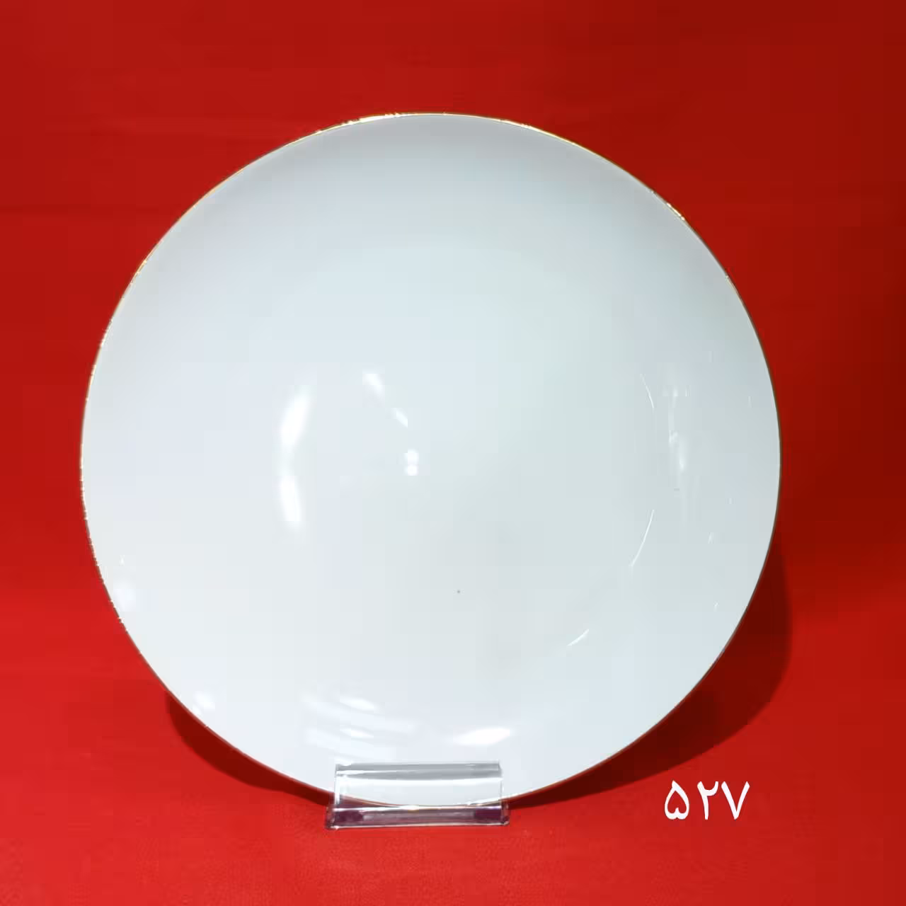 تخت (پلوخوری)27 دیپلمات خط طلا