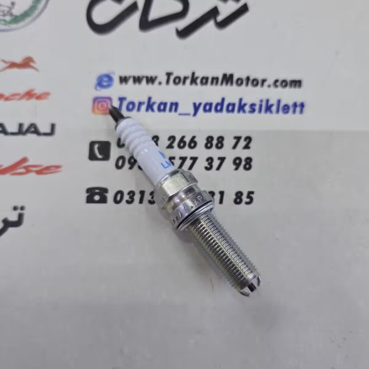 شمع NGK ( lmar9e_j) مخصوص موتور کاوازاکی و یاماها ( سر باریک رزوه دار ) 2 پلاتین اصلی