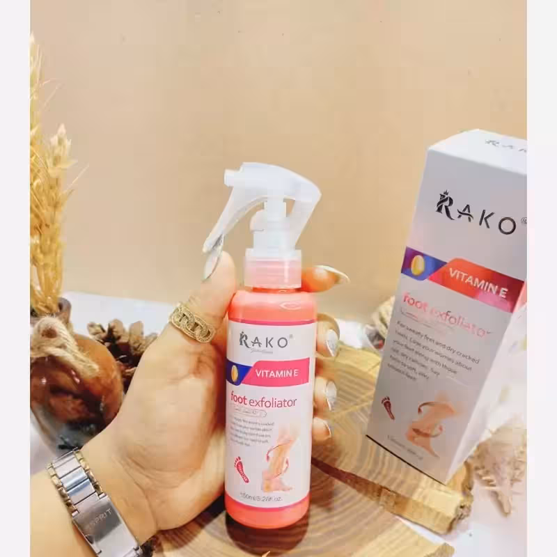 اسپری رفع ترک و خشکی پا و بدن قوی ویتامین VITAMIN E راکو RAKO