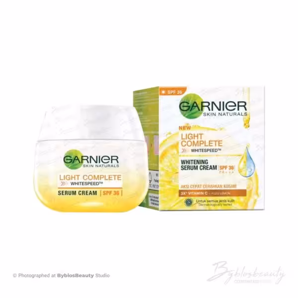 کرم روشن کننده گارنیر مدل Light Complete حجم 50 میل