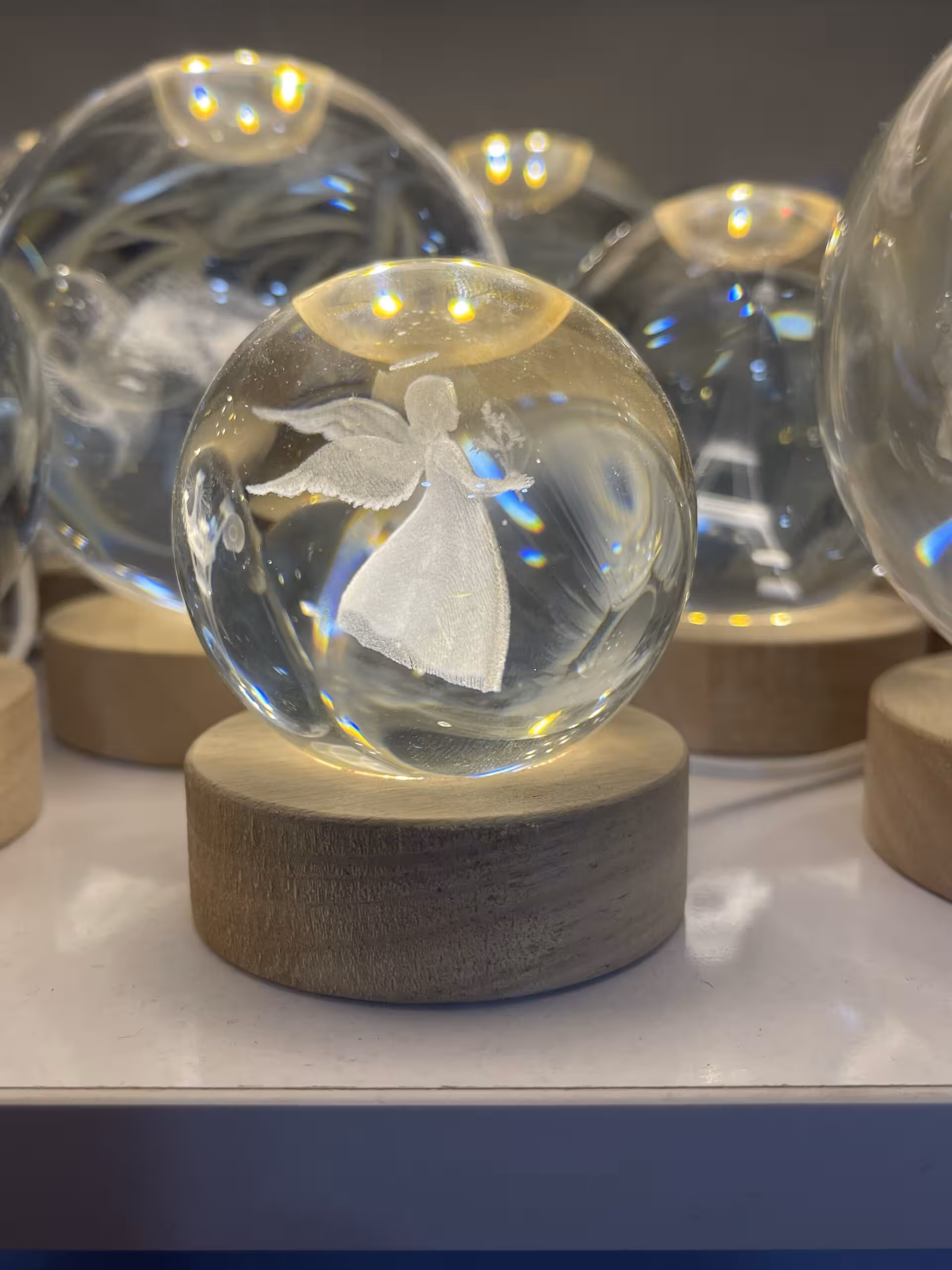 گوی شیشه ای چراغدار 7 سانت (فرشته)