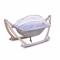 گهواره سنتی نوزاد مدل آرکا پلاس به همراه پشه بند تشک و بالش