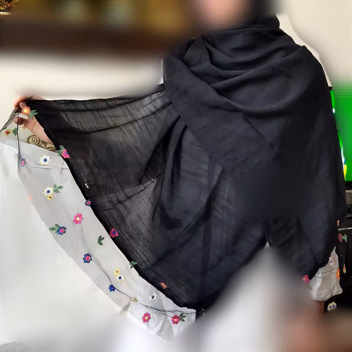 شال وال اسلپ مشکی جت بلک حاشیه تور شکوفه گلدوزی با ارسال رایگان