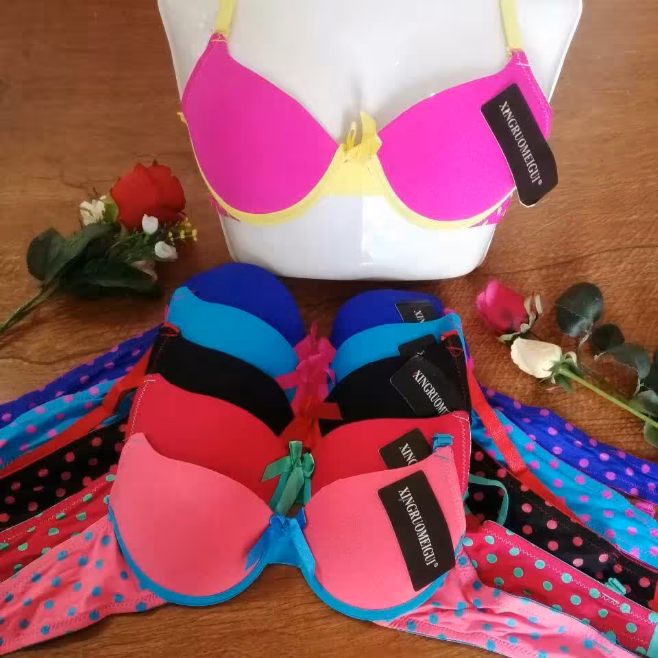 سوتین ابری خال خالی