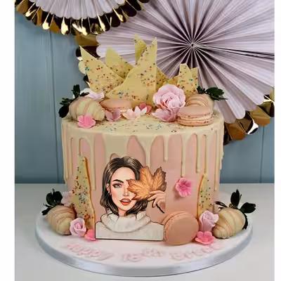 تاپر تزیین کیک نگین مدل دختر پاییزان