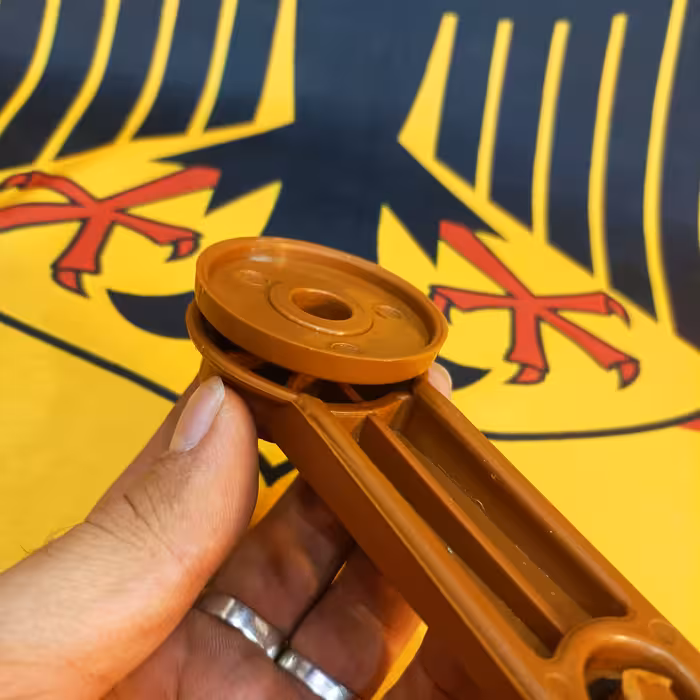 دستگیره شیشه بالابر خودرو مدل PELAS-KEREM مناسب برای نیسان وانت مجموعه دو عددی