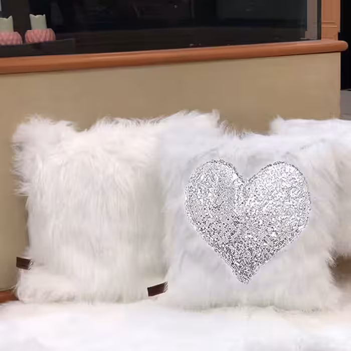 پادری تیگران مفشوو مدل پرز بلند طرح خز فانتزی سایز 90x160 سانتی متر به همراه کوسن