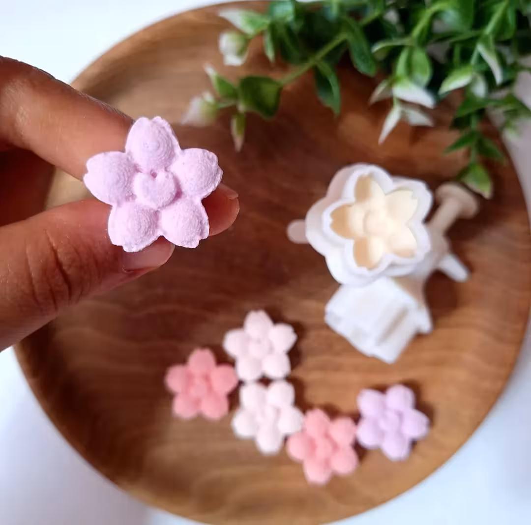 کاتر فشاری قند شکوفه قلبی