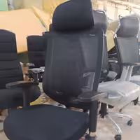 صندلی مدیریت توری اوژن( پس کرایه )