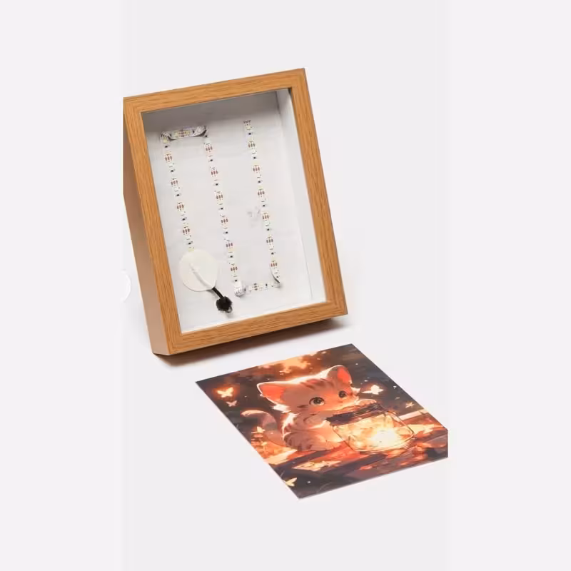 قاب عکس و چراغ خواب با قابلیت تنظیم نور و عکس دلخواه