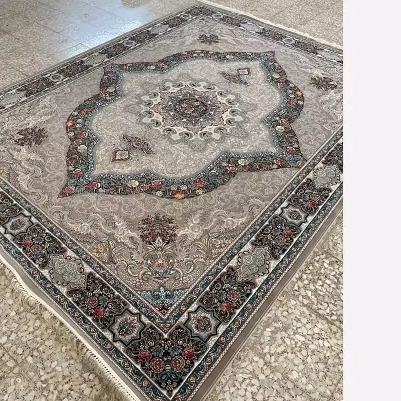 فرش ماشینی کاشان 700شانه 100درصدآکرلیک6متری طرح کارینافیلی(باارسال رایگان)