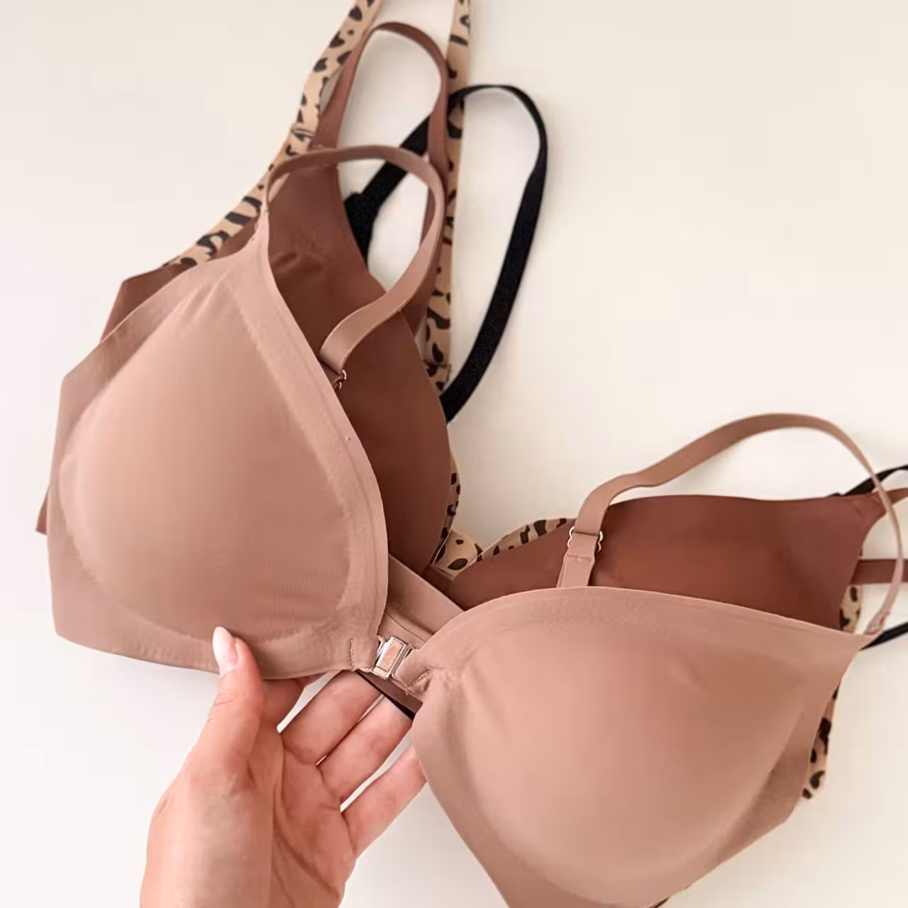 سوتین لیزری جلو بازشو 183