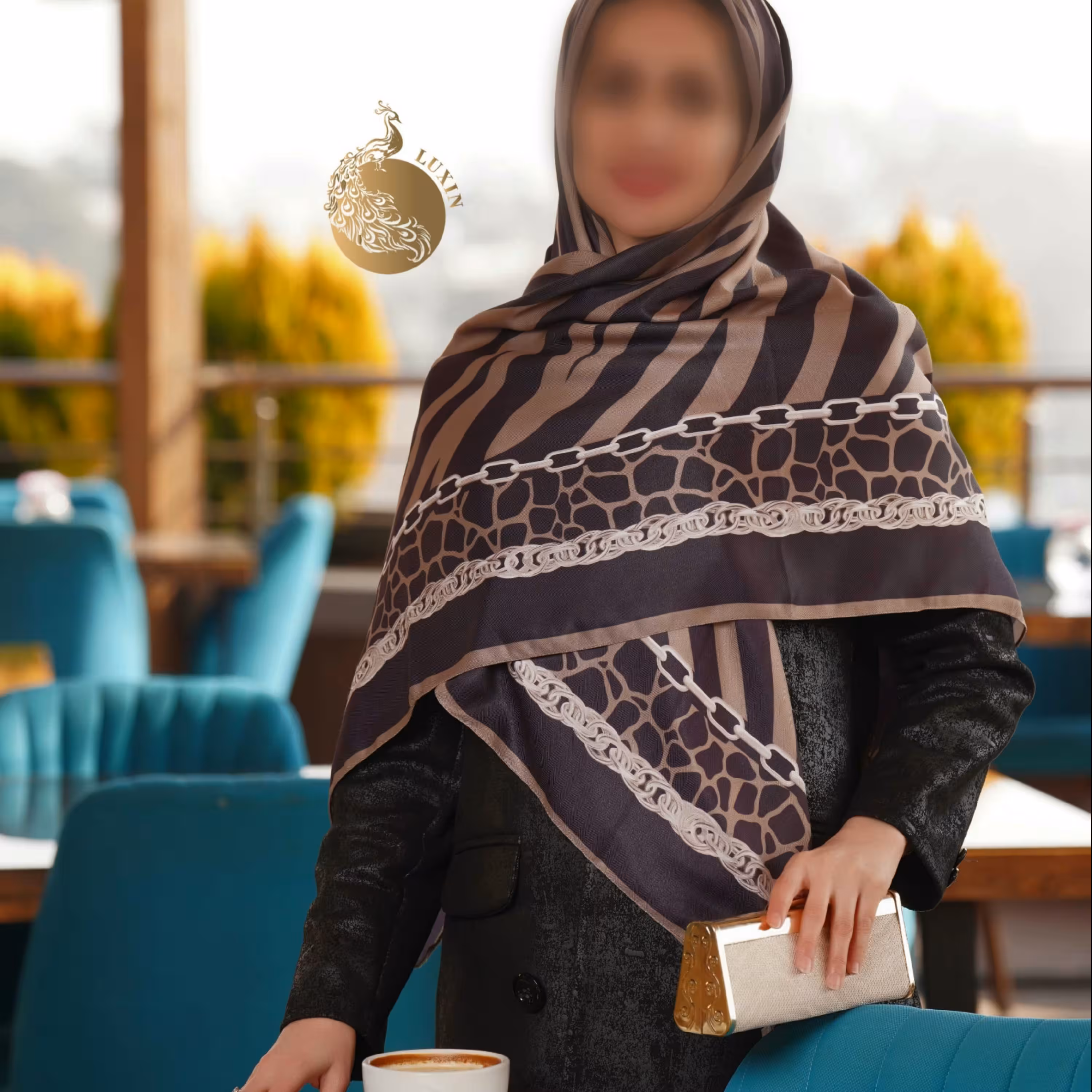 روسری کرم مشکی پلنگی