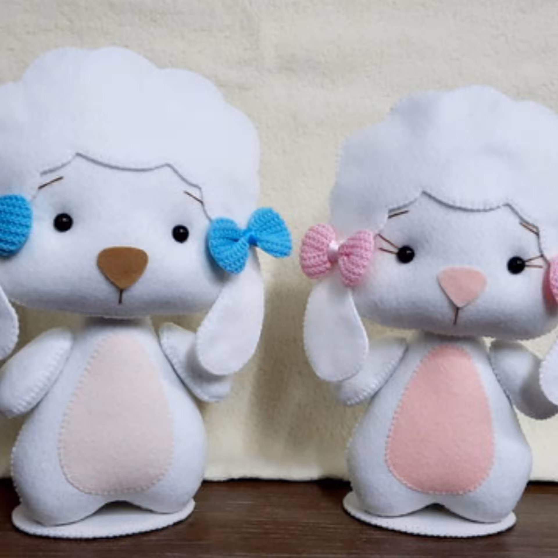 عروسک نمدی گوسفند ارتفاع 13 سانت گیفت-هدیه عید قربان