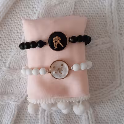 دستبند مدل ماه تولد آبان و بهمن کد F104 مجموعه 2 عددی