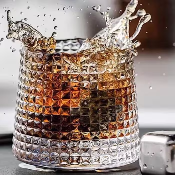 لیوان پاشا در 2مدل کف صاف و چرخشی