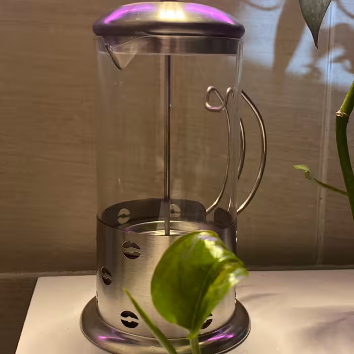 فرنچ پرس 600 میل پیرکس دسته و پایه فلزی  و یک عدد فرنچ پرس 300میل پیرکس