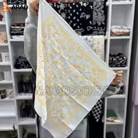 باندانا لبخند سفید