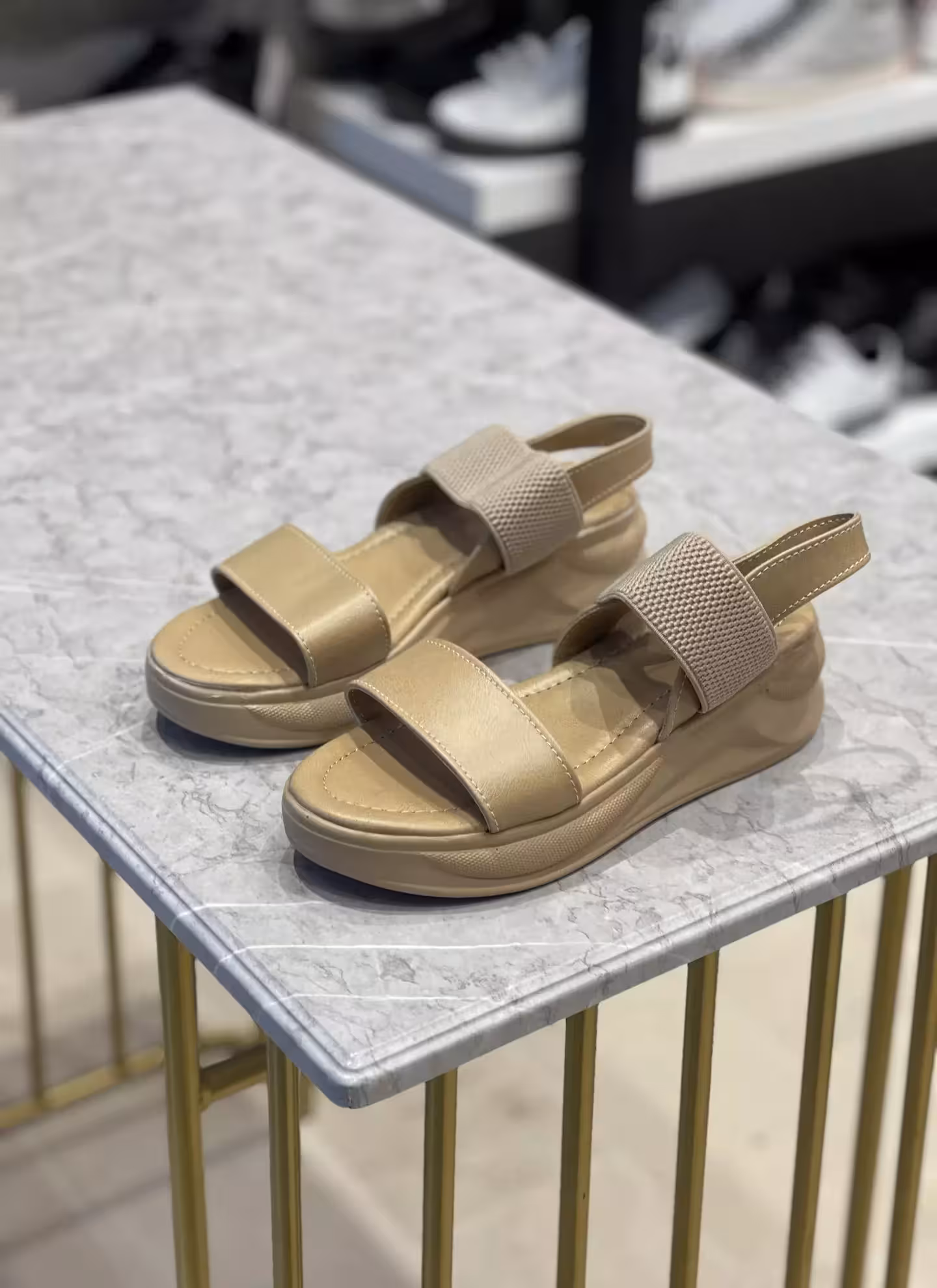 صندل طبی کد ss166 رنگ کرم سایز 37