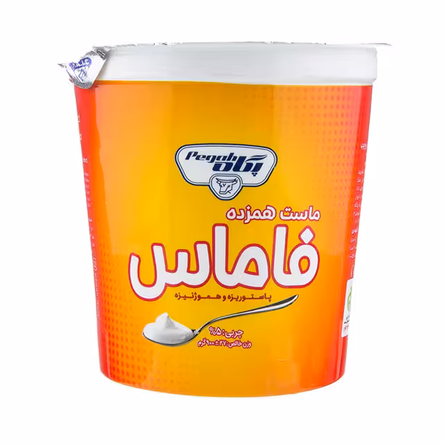 ماست همزده پر چرب فاماس پگاه 900 گرمی